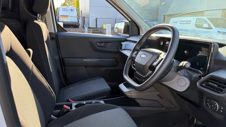 Ford Transit Courier E-Transit Courier 100kW 43kWh Trend Van Auto